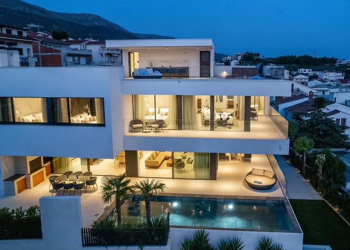 Superb Meliora Villa Podstrana